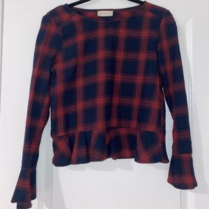 Cropped plaid long sleeve top
